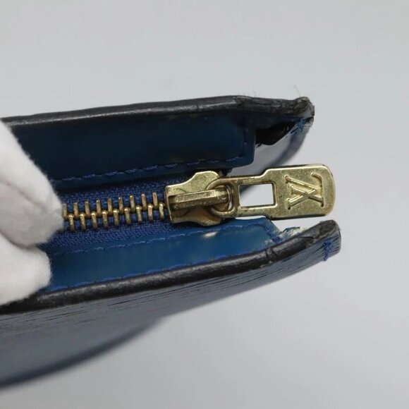 LOUIS VUITTON Epi Saint Jacques Shoulder Bag Blue - Picture 10 of 15
